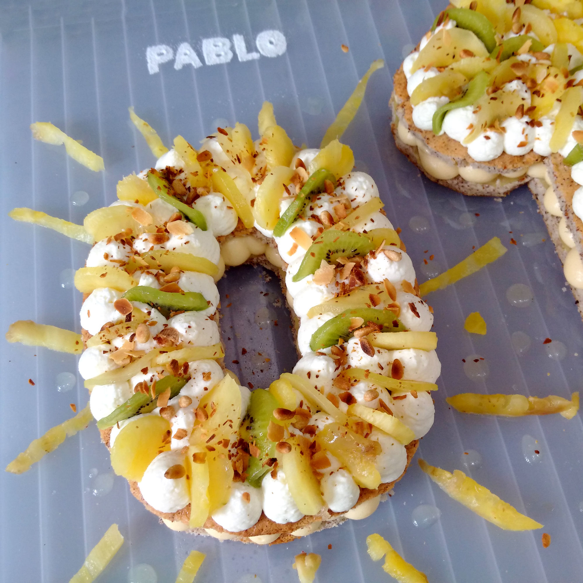 deconstruct-black-79-14