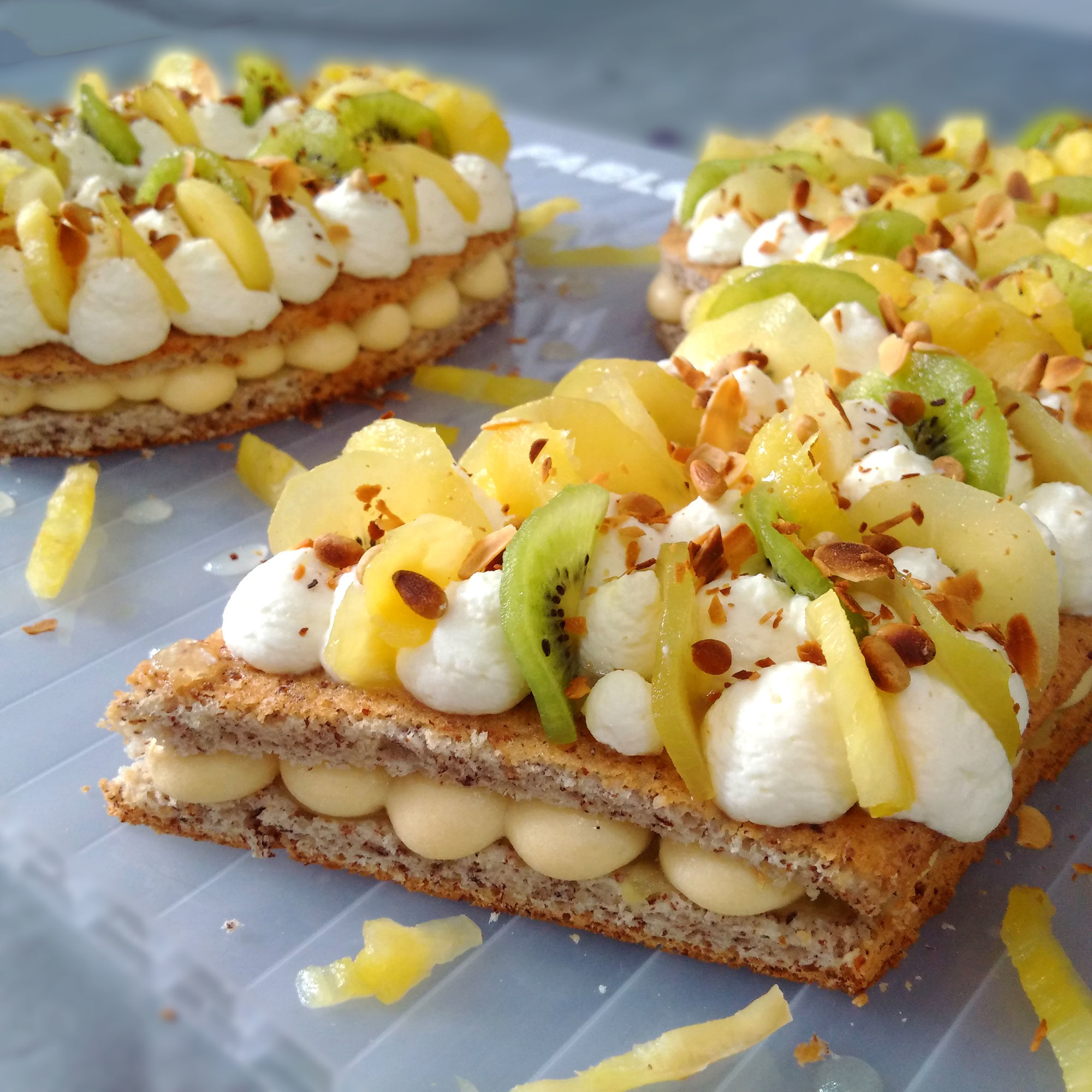 deconstruct-black-79-15